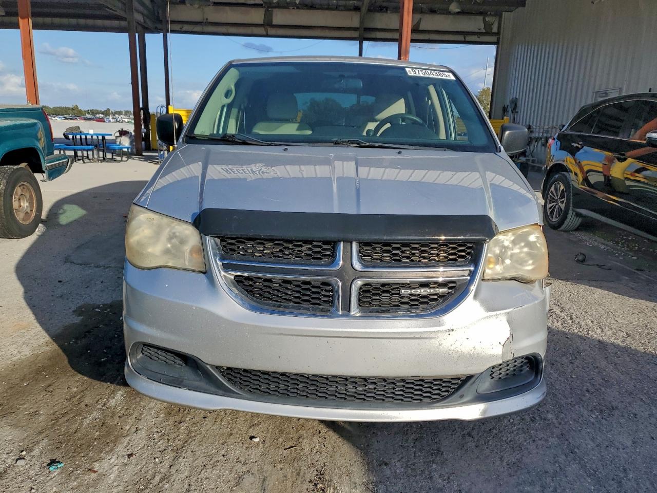 2011 DODGE GRAND CARAVAN C/V photo 5
