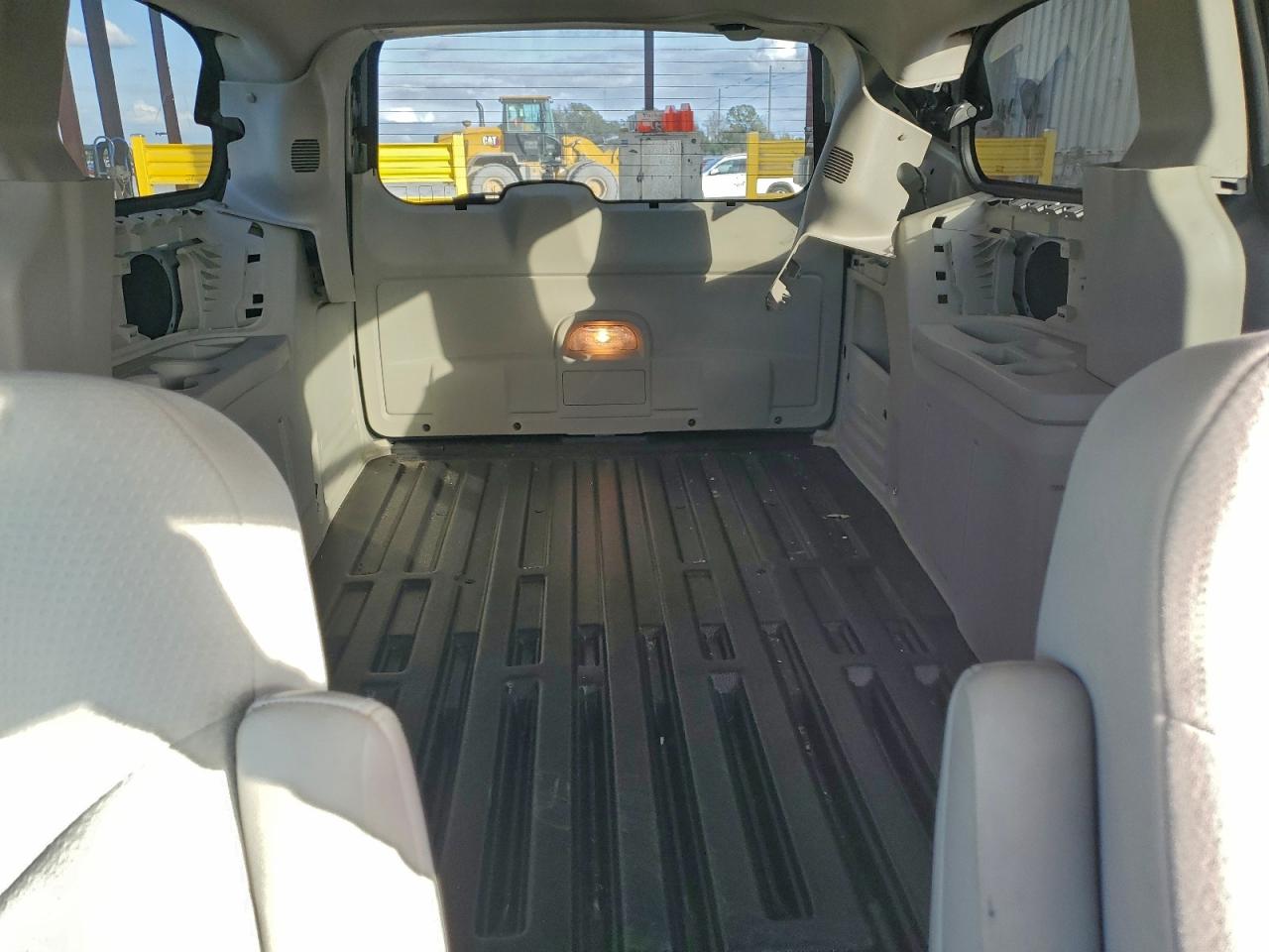 2011 DODGE GRAND CARAVAN C/V photo 10