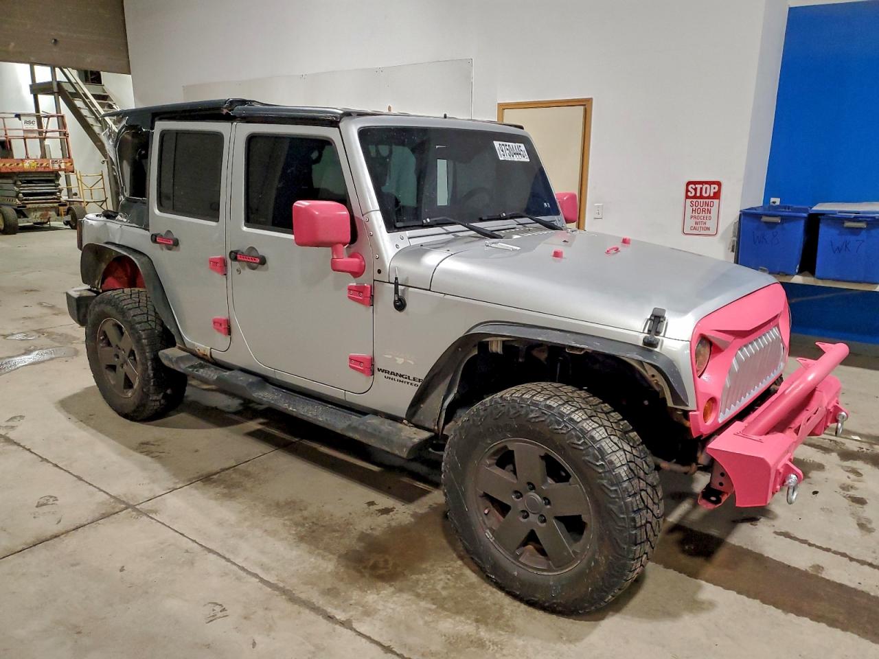 2008 JEEP WRANGLER UNLIMITED SAHARA photo 4