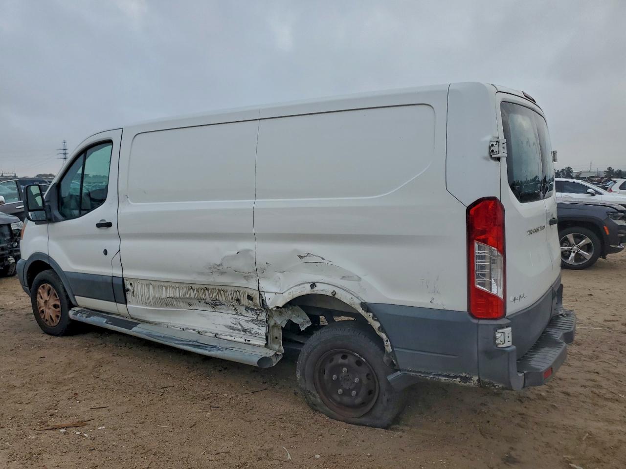 2016 FORD TRANSIT T-250 photo 2