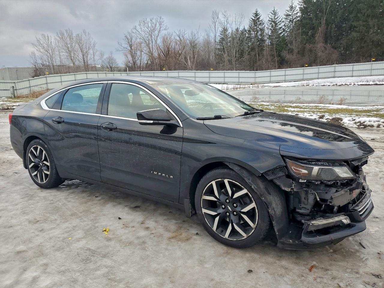 2018 CHEVROLET IMPALA LT photo 4