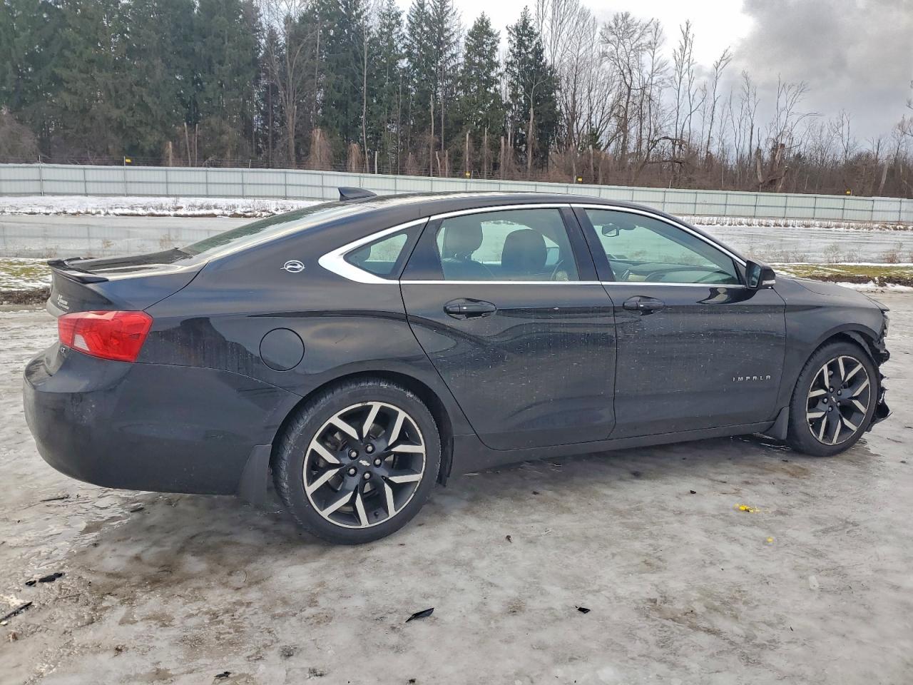 2018 CHEVROLET IMPALA LT photo 3
