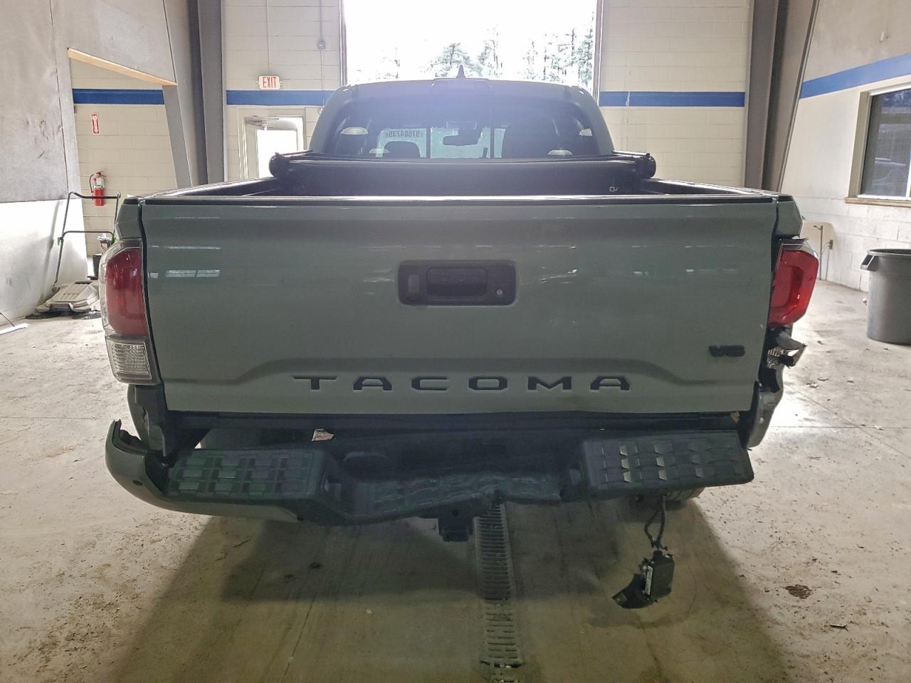 2022 TOYOTA TACOMA DOUBLE CAB photo 6