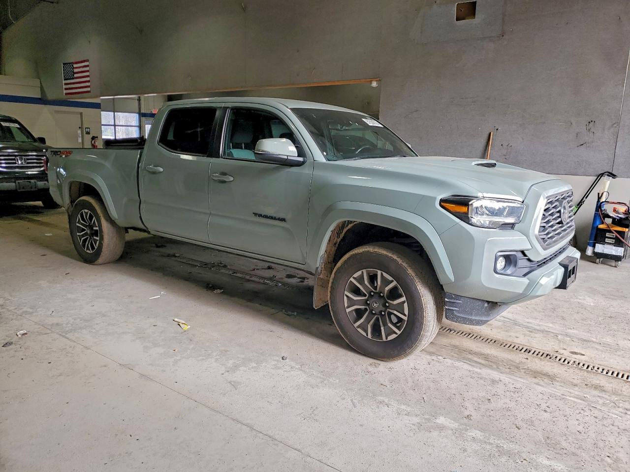 2022 TOYOTA TACOMA DOUBLE CAB photo 4