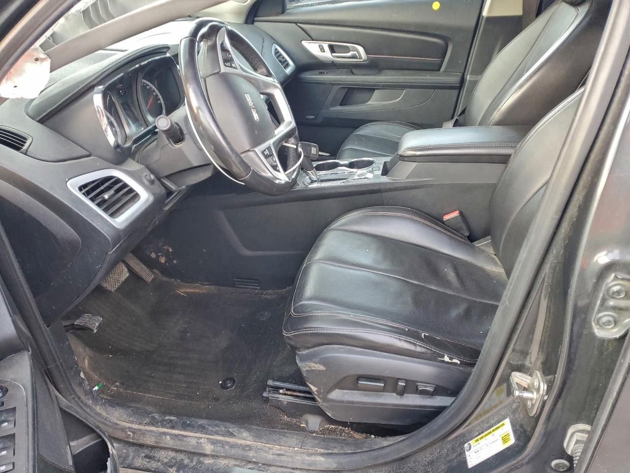 2017 GMC TERRAIN SLT photo 7
