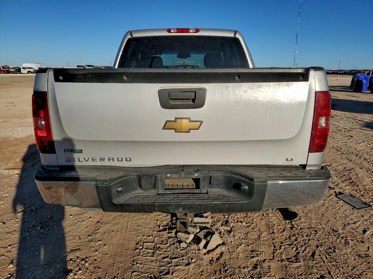 2010 CHEVROLET SILVERADO K1500 LT photo 6