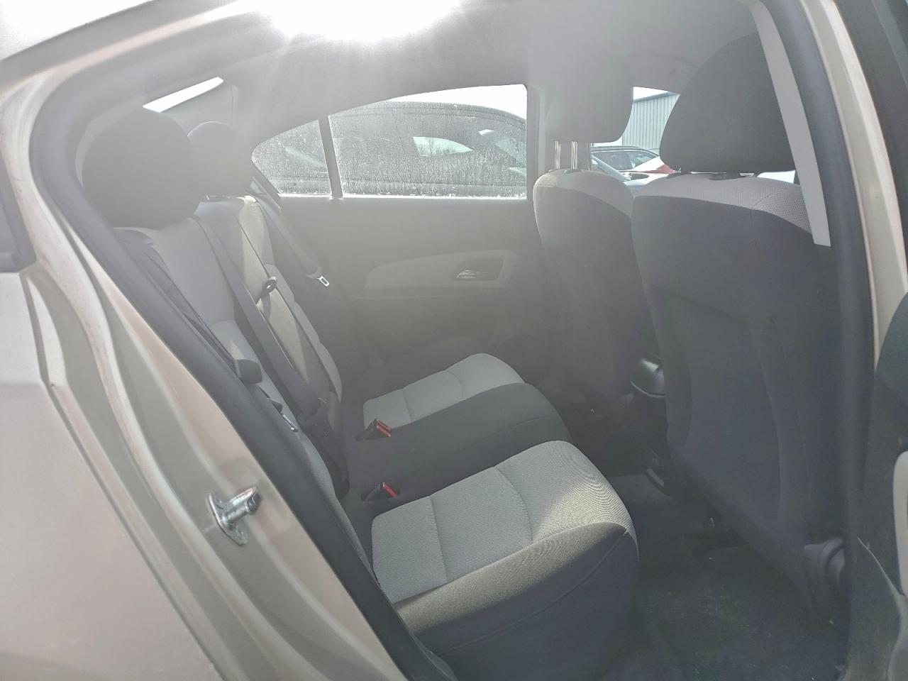 2013 CHEVROLET CRUZE LS photo 10