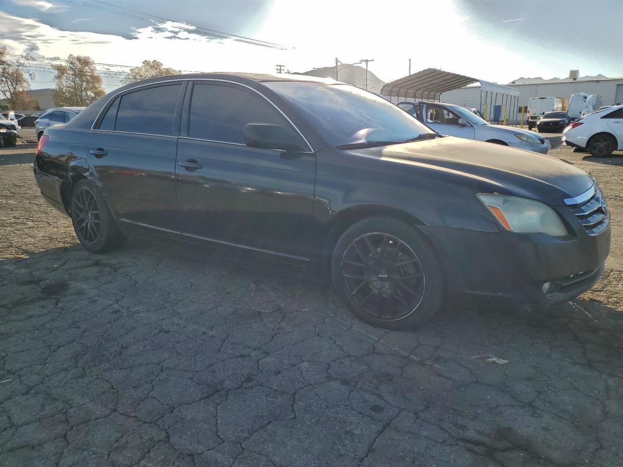 2006 TOYOTA AVALON XL photo 4