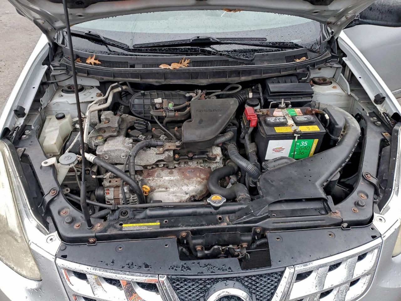 2011 NISSAN ROGUE S photo 12