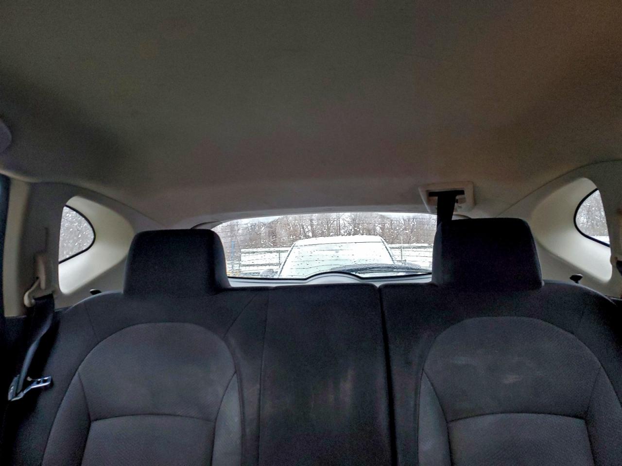2011 NISSAN ROGUE S photo 10