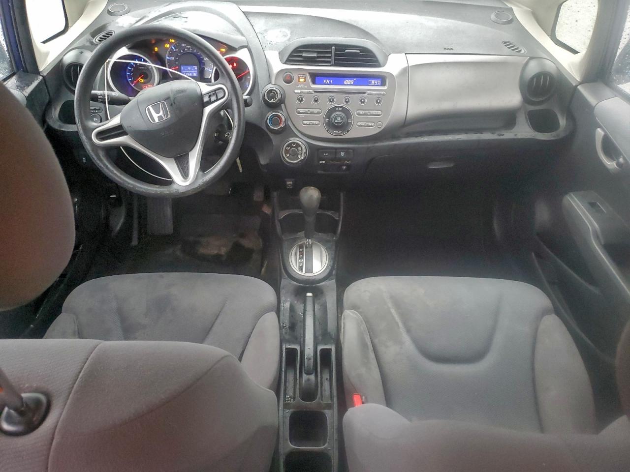 2013 HONDA FIT photo 8