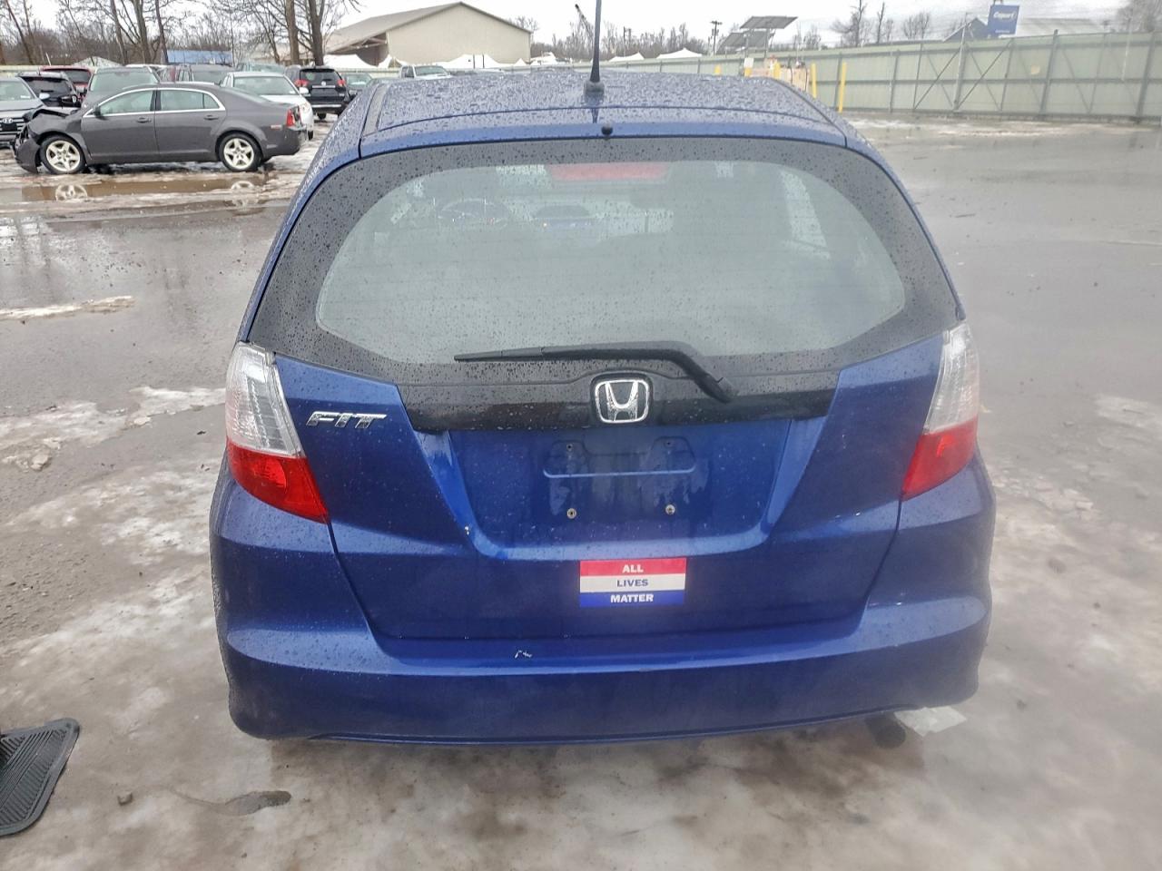 2013 HONDA FIT photo 6