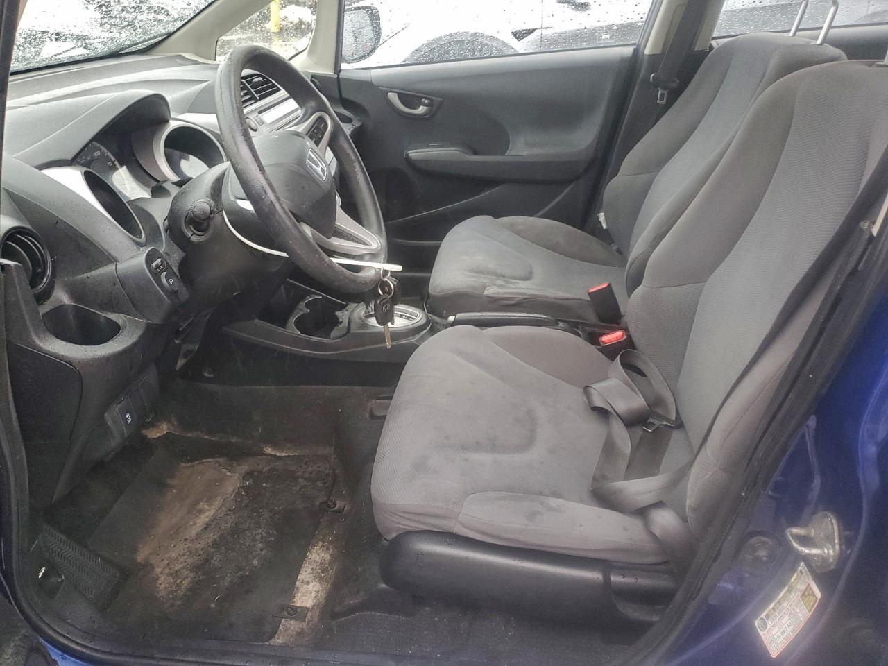2013 HONDA FIT photo 7