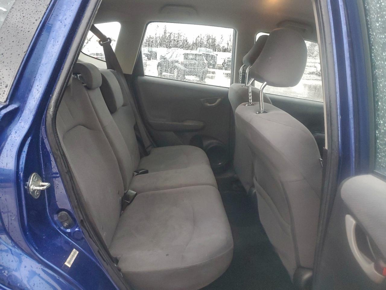 2013 HONDA FIT photo 10