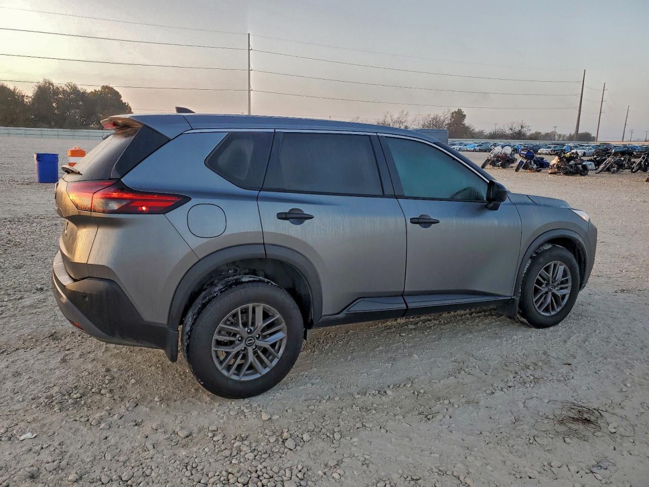 2023 NISSAN ROGUE S photo 3