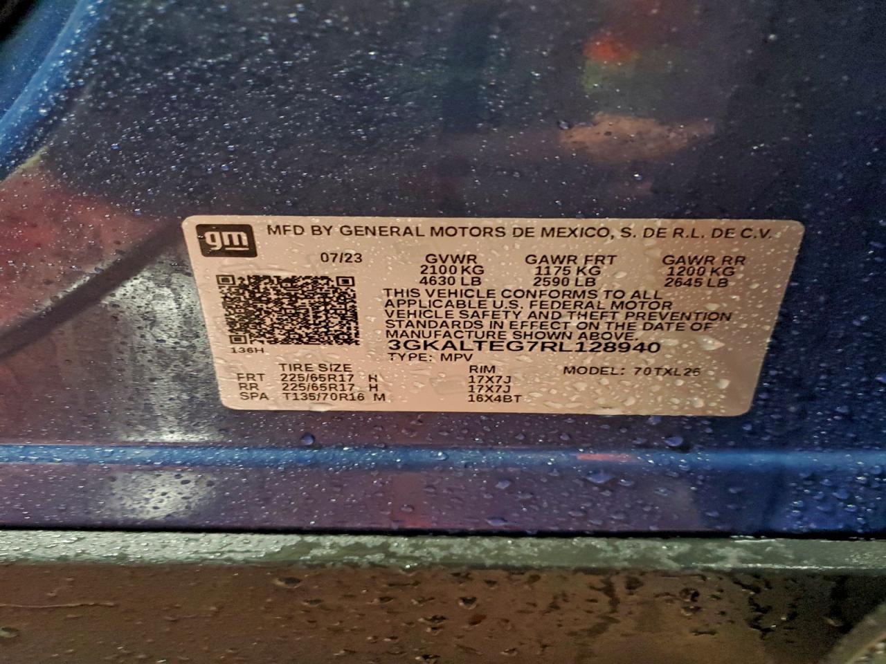 2024 GMC TERRAIN SLE photo 13