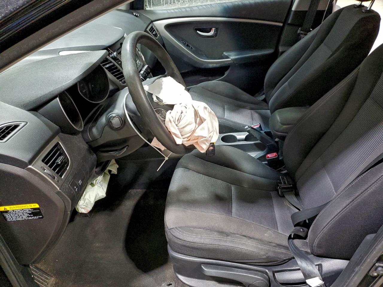 2017 HYUNDAI ELANTRA GT photo 7