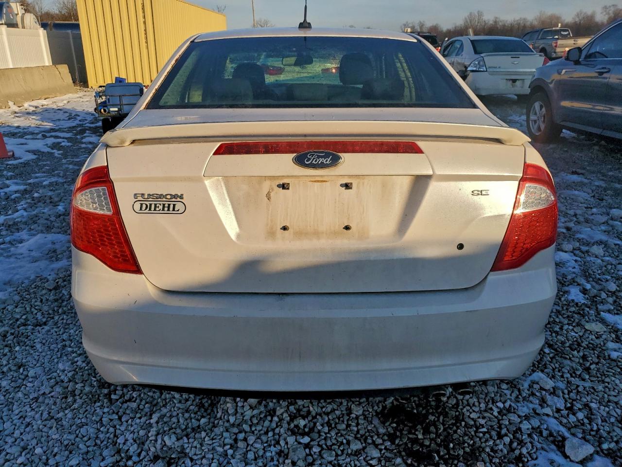 2010 FORD FUSION SE photo 16