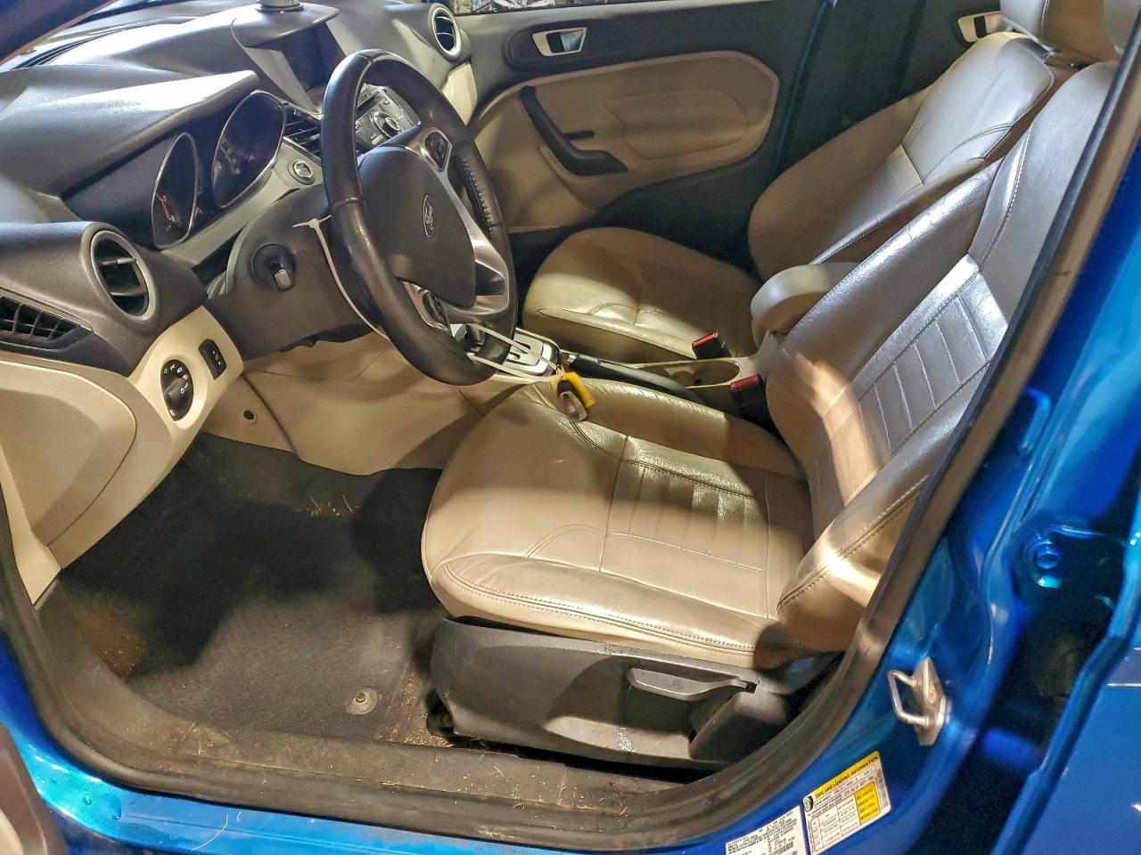 2015 FORD FIESTA TITANIUM photo 7