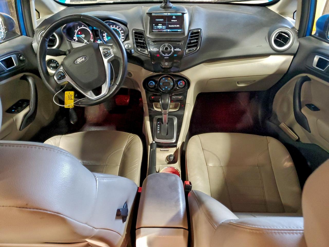 2015 FORD FIESTA TITANIUM photo 8