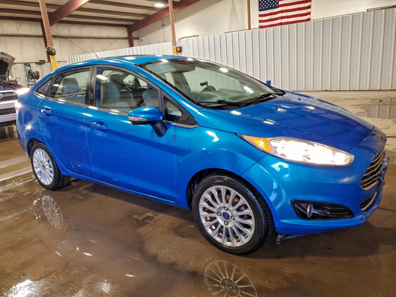2015 FORD FIESTA TITANIUM photo 4
