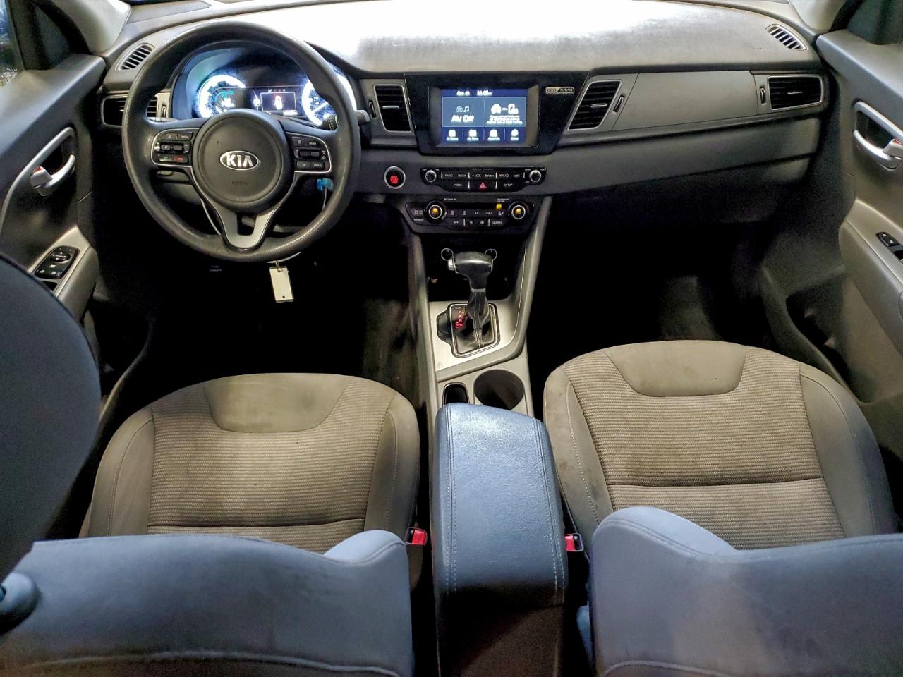 2018 KIA NIRO FE photo 8