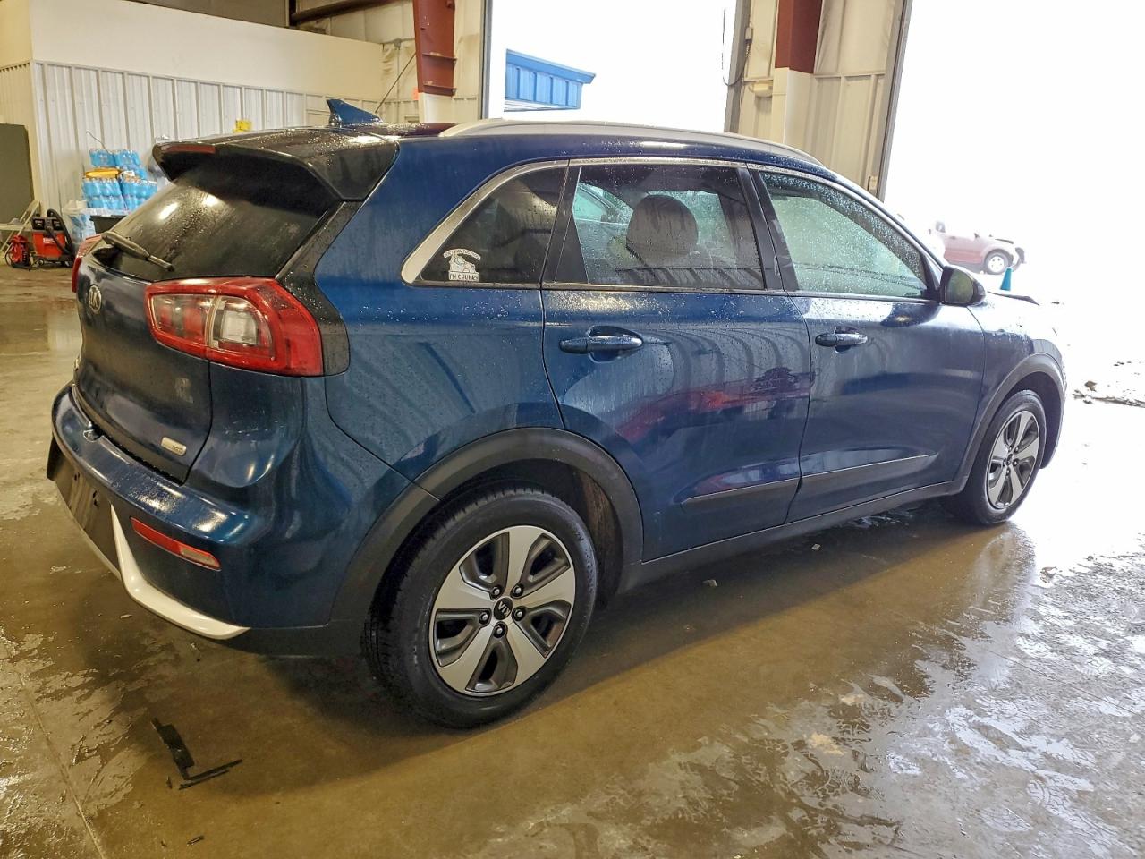 2018 KIA NIRO FE photo 3