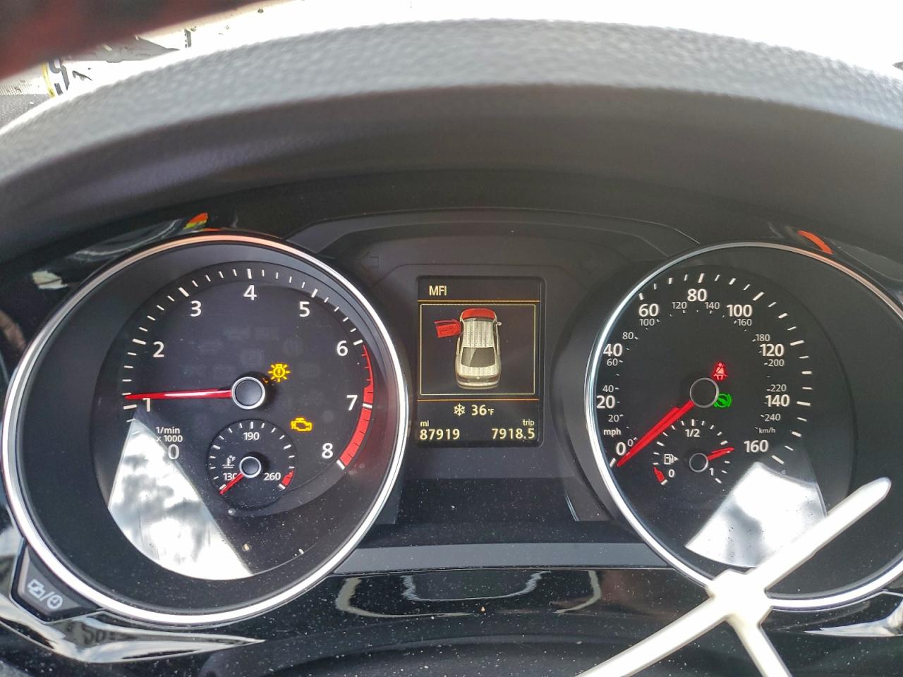 2016 VOLKSWAGEN JETTA GLI photo 9
