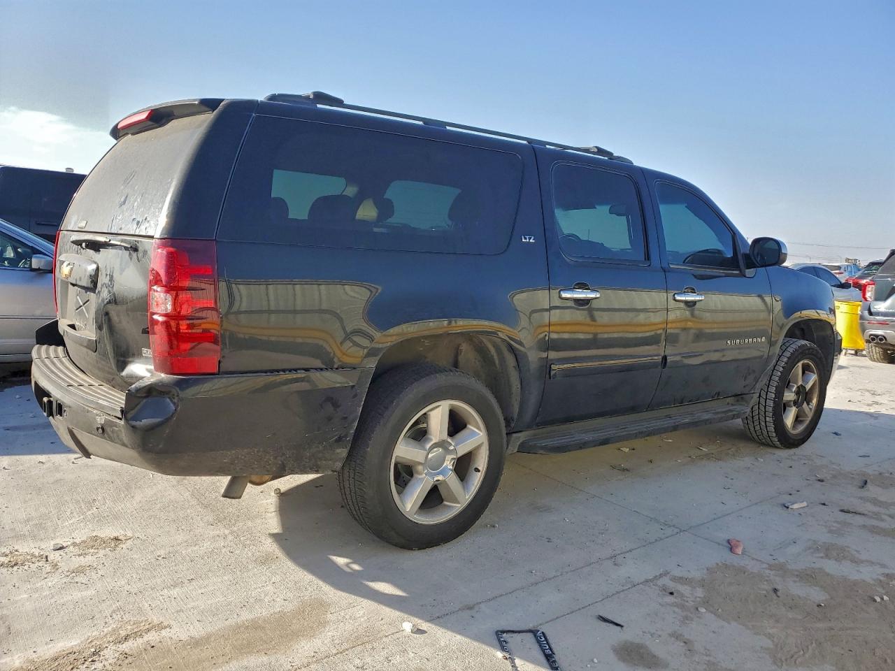2007 CHEVROLET SUBURBAN C1500 photo 3