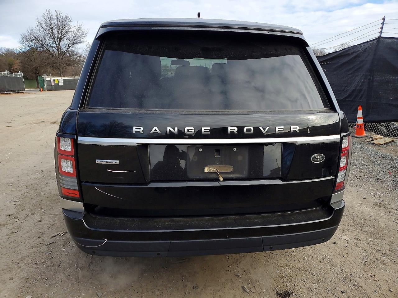 2016 LAND ROVER RANGE ROVER SUPERCHARGED photo 6
