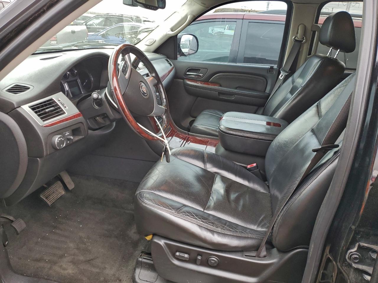 2008 CADILLAC ESCALADE ESV photo 7