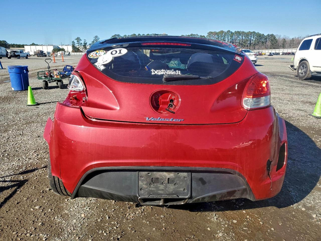 2013 HYUNDAI VELOSTER photo 6