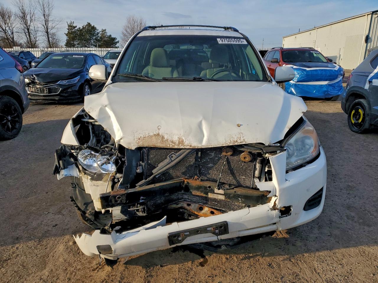 2011 TOYOTA RAV4 photo 5