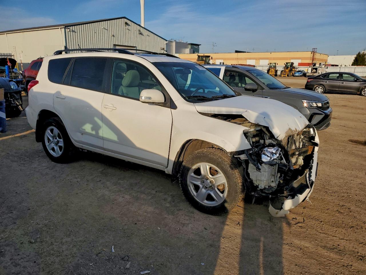 2011 TOYOTA RAV4 photo 4