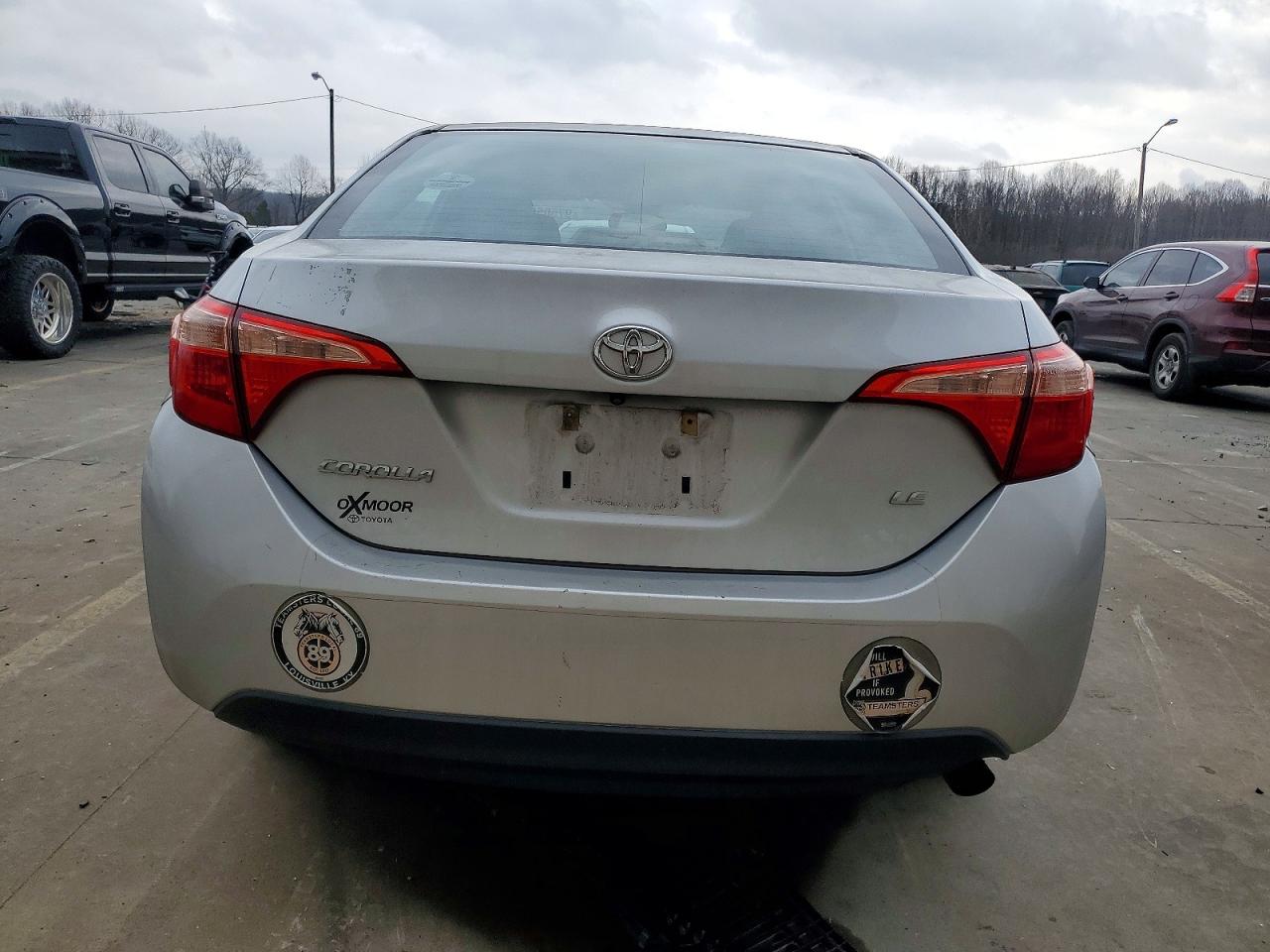 2017 TOYOTA COROLLA L photo 6