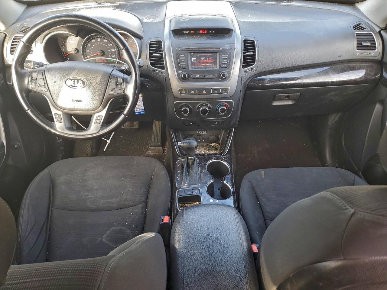 2014 KIA SORENTO LX photo 15
