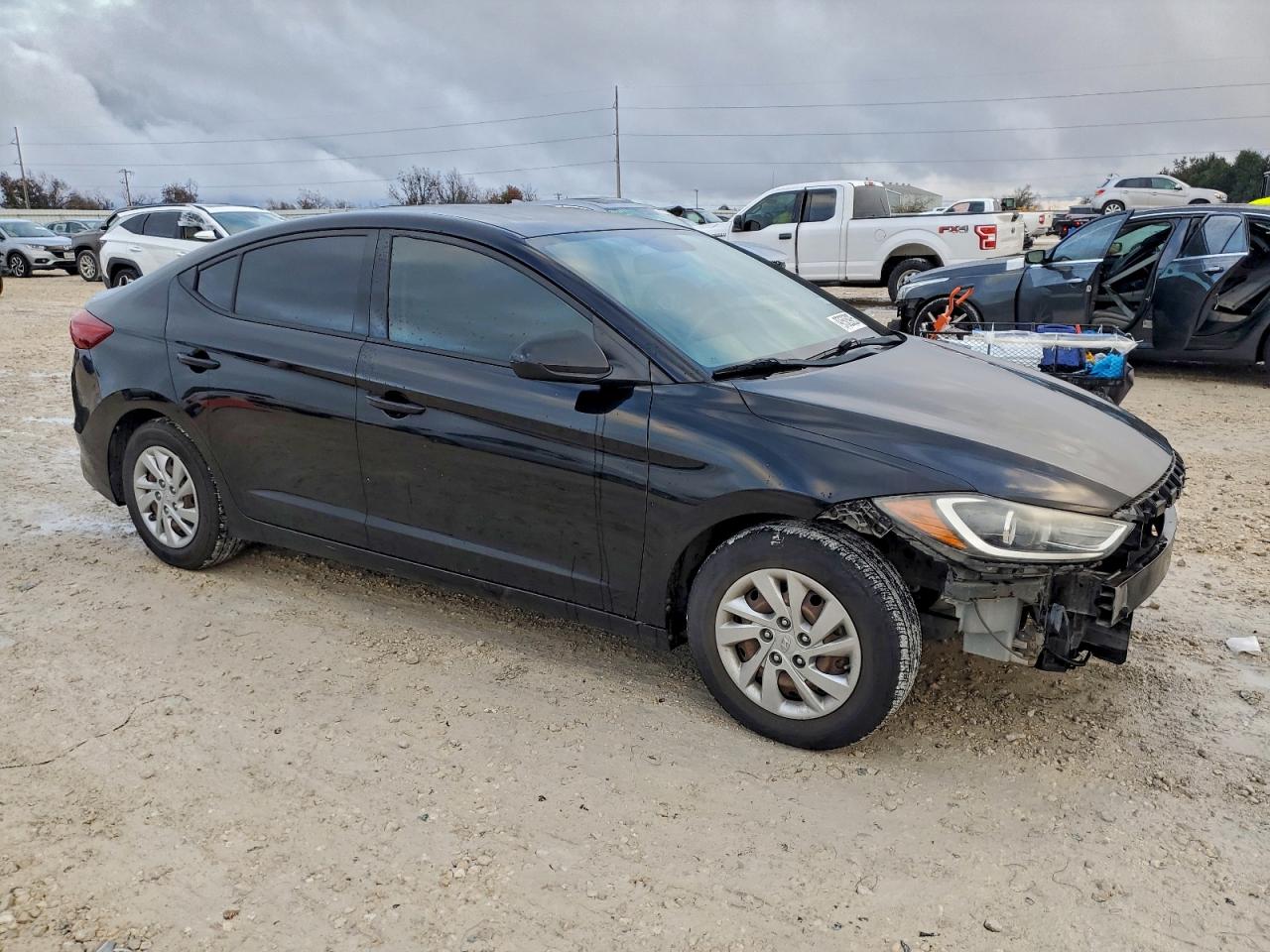 2018 HYUNDAI ELANTRA SE photo 4