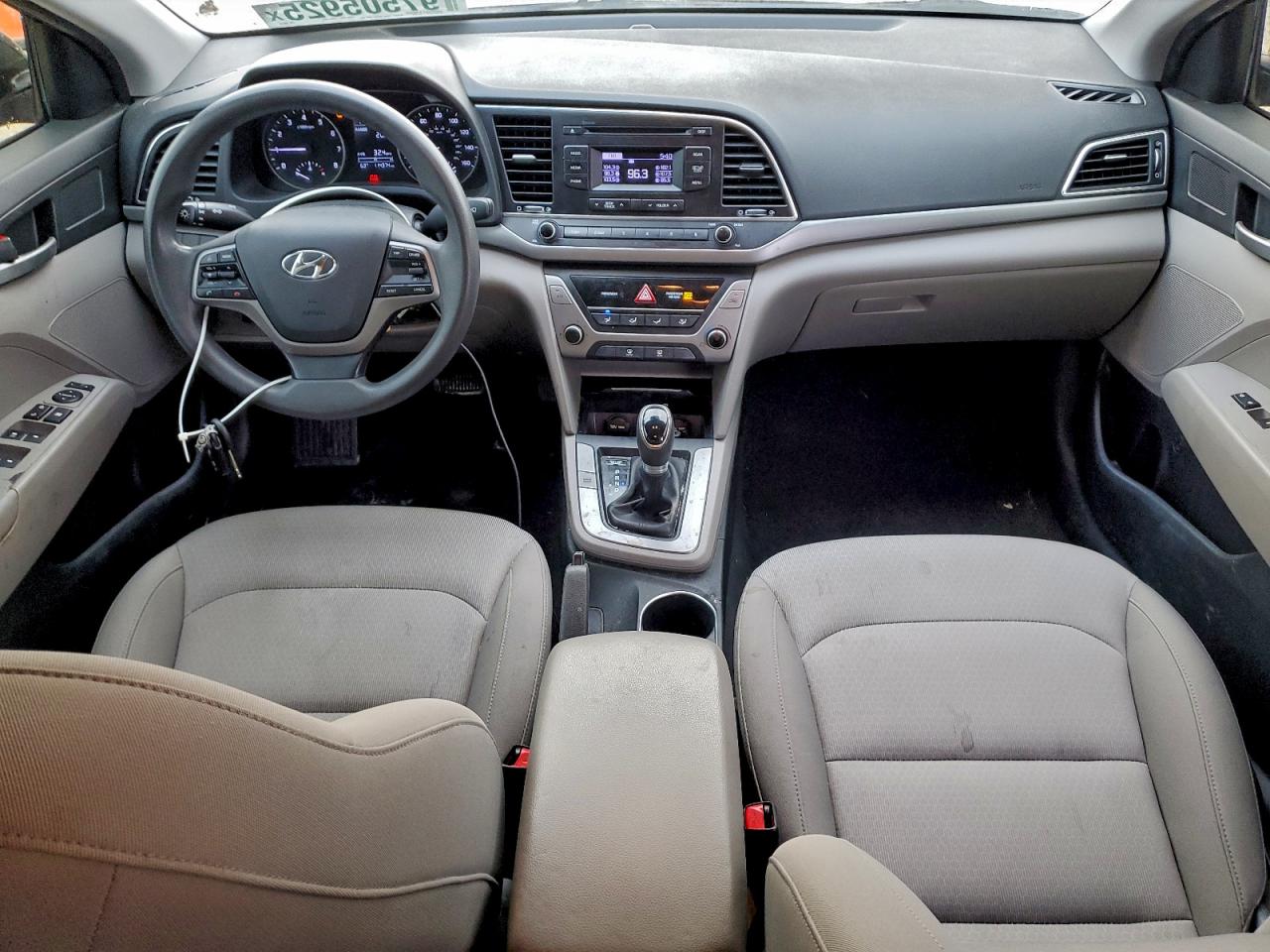 2018 HYUNDAI ELANTRA SE photo 8