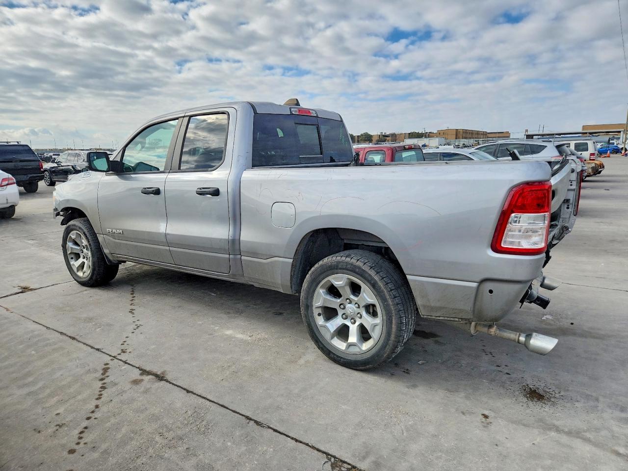 2023 RAM 1500 BIG HORN/LONE STAR photo 2