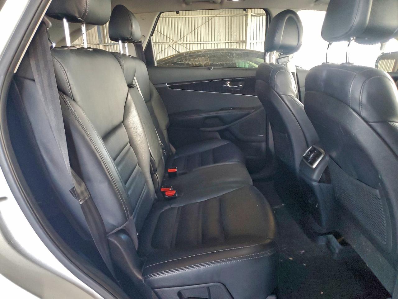 2016 KIA SORENTO EX photo 21
