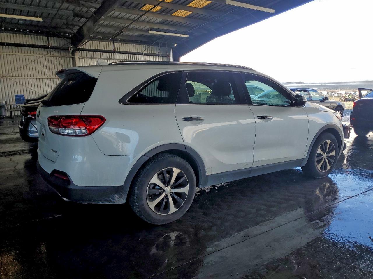 2016 KIA SORENTO EX photo 5