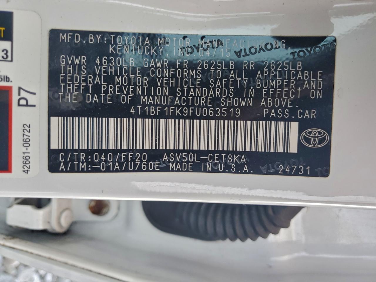 2015 TOYOTA CAMRY LE photo 13