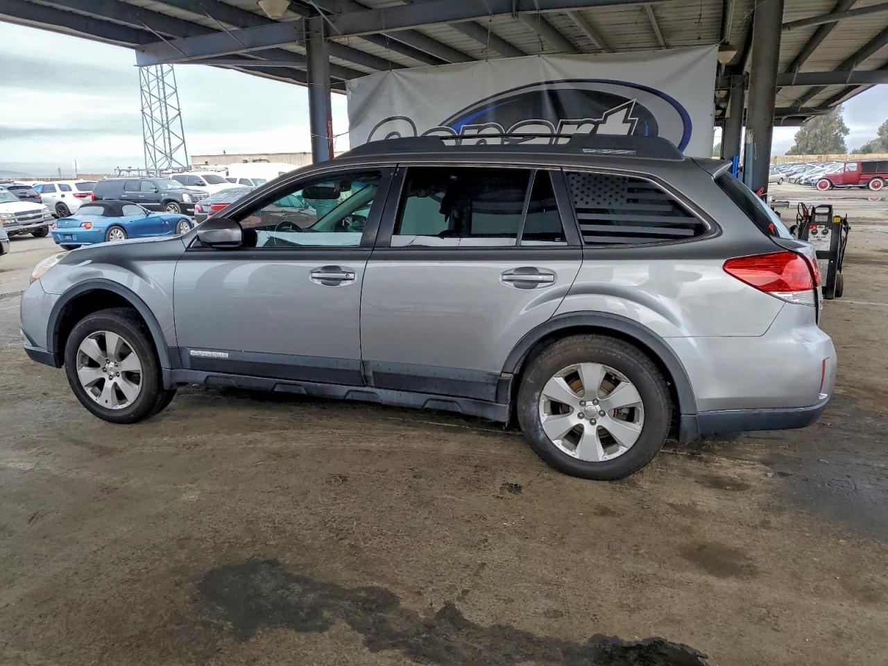 2011 SUBARU OUTBACK 2.5I LIMITED photo 2