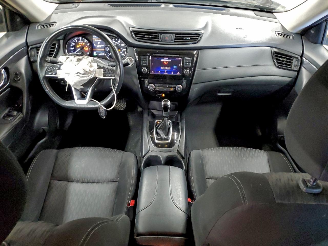 2018 NISSAN ROGUE S photo 8