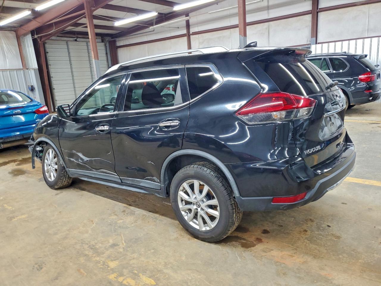 2018 NISSAN ROGUE S photo 2