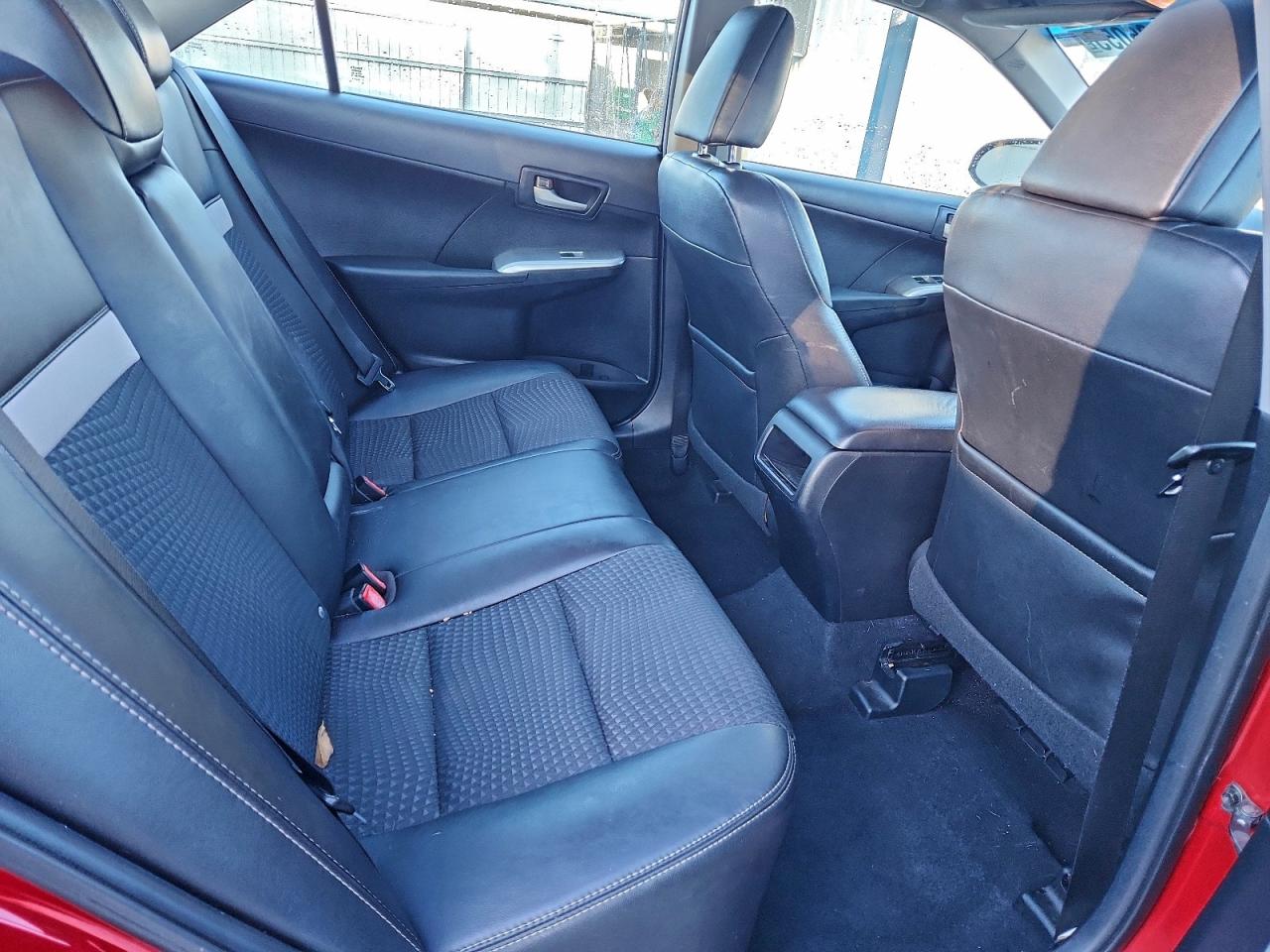 2012 TOYOTA CAMRY BASE photo 10
