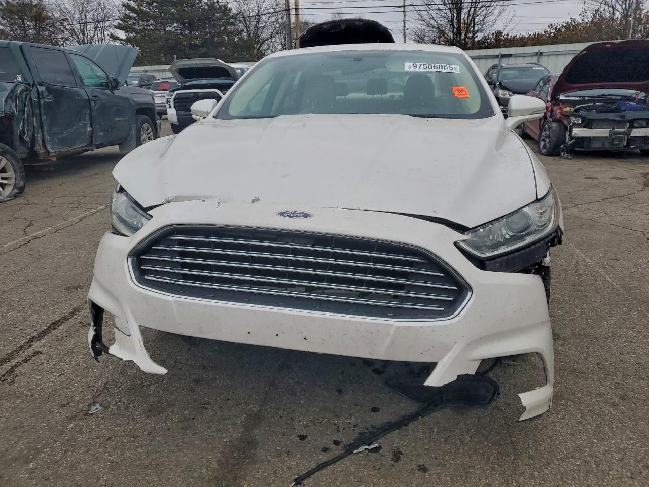 2013 FORD FUSION SE photo 5