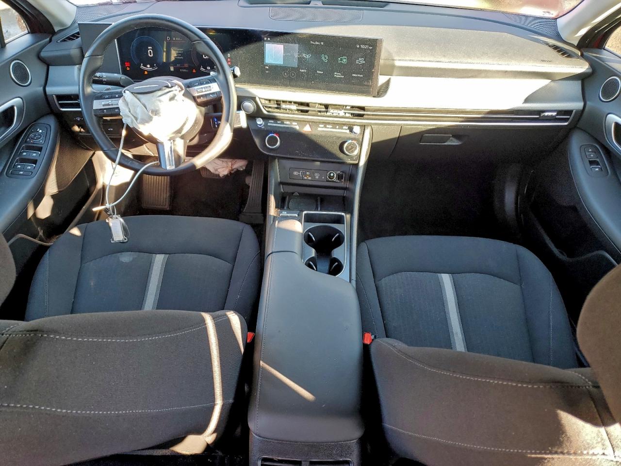 2024 HYUNDAI SONATA HYBRID photo 8