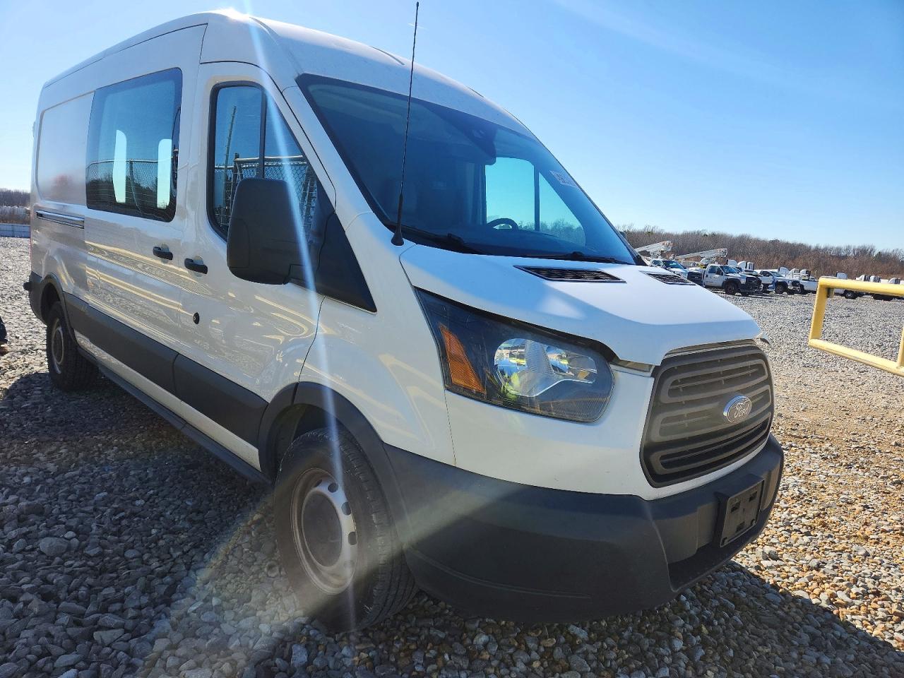 2017 FORD TRANSIT 350 UTILITY / SERVICE VAN photo 4