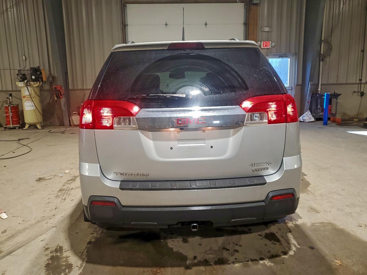 2011 GMC TERRAIN SLT photo 6